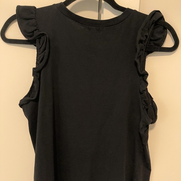 River Island black top with ruffle detail. Size 10UK size 6US - Picture 2 of 2